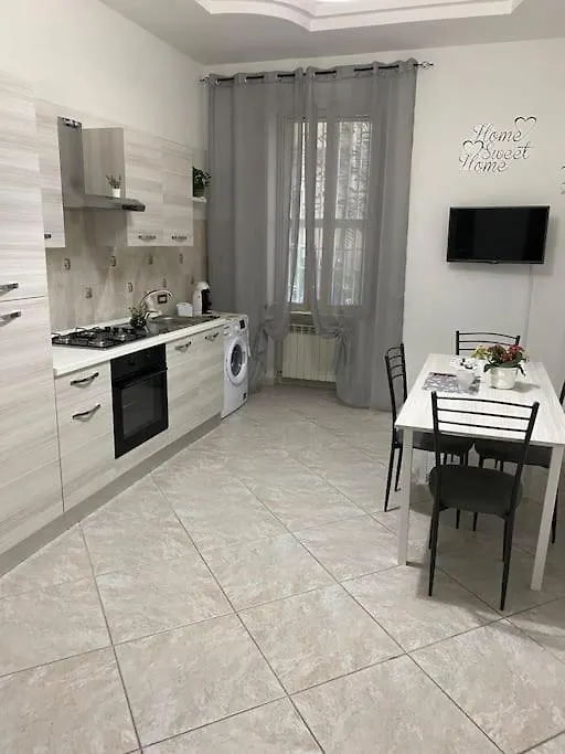 Maison Beatrice Naples 0*,